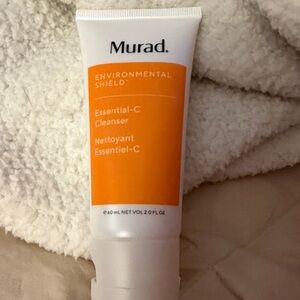 Murad Essential-C Foaming Gel Cleanser